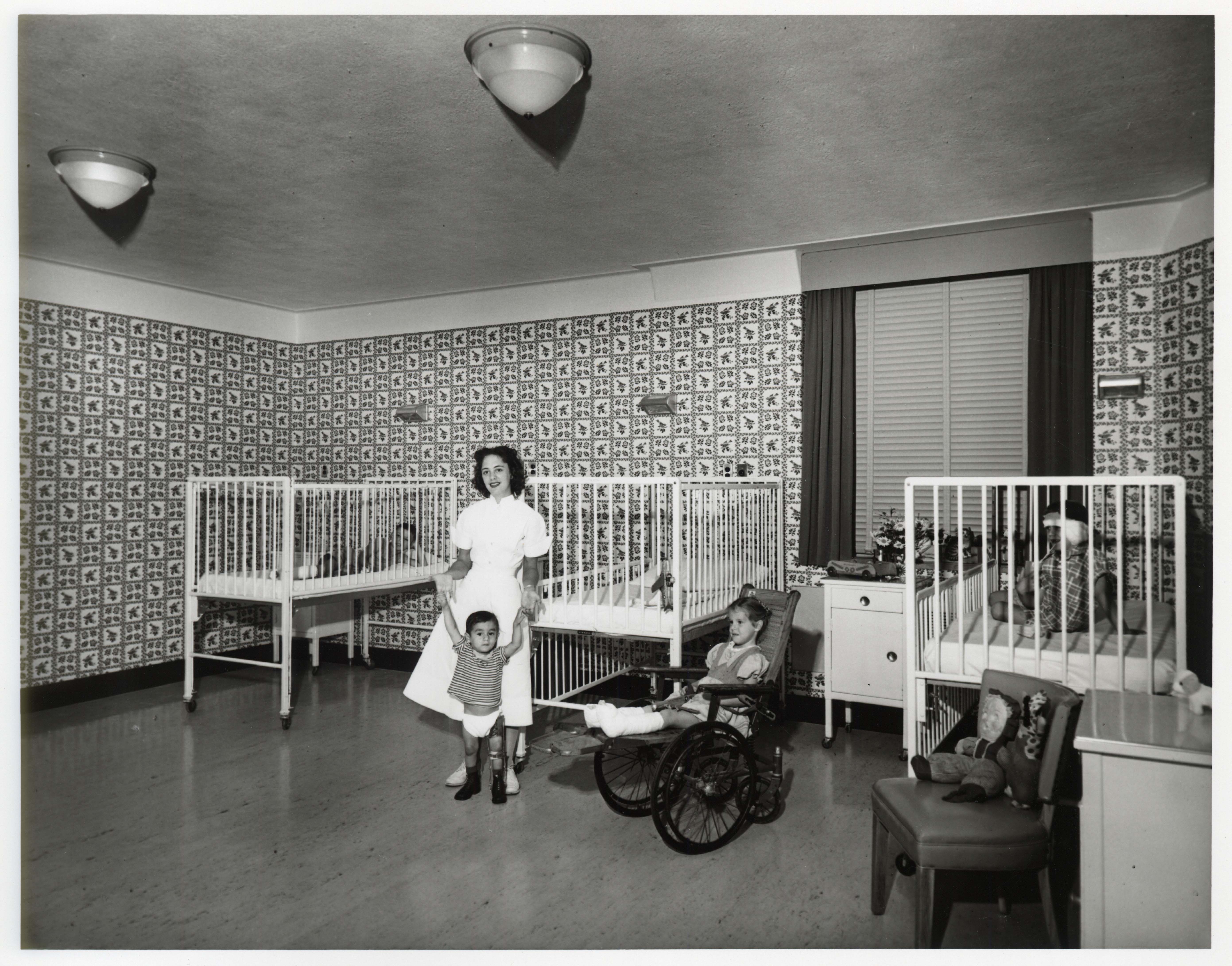 P-2537-05 Arabia Temple Crippled Children's Clinic, patients' room