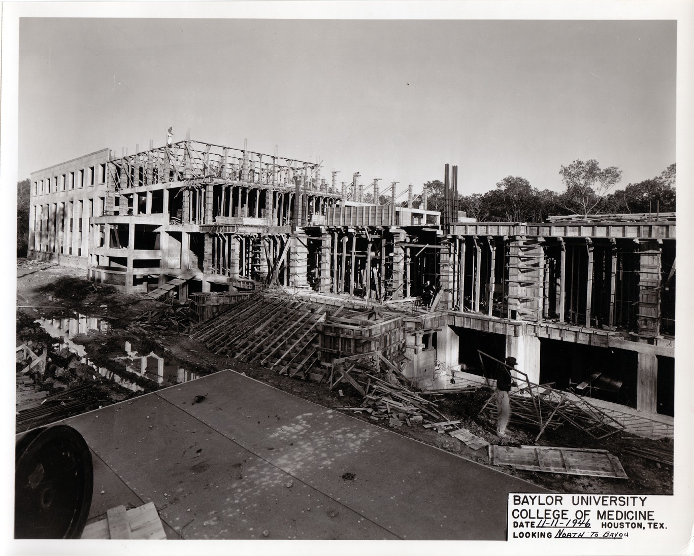  Baylor University College of Medicine construction, 1946